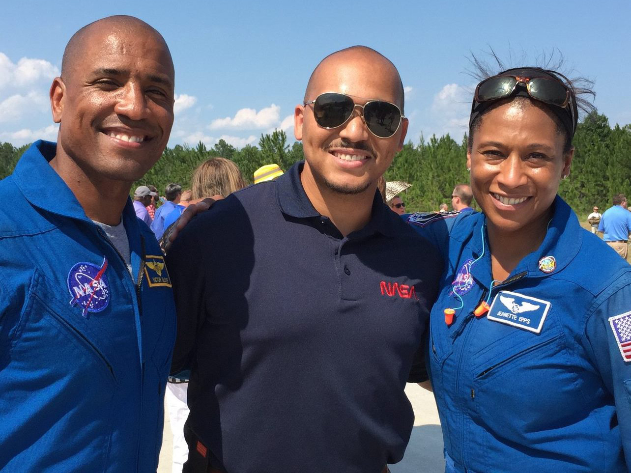 UL Lafayette grad with astronauts